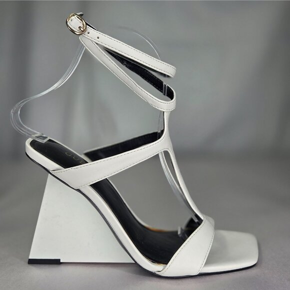 NWOT Guess Women's Bacio Wedge Dress Sandals - White - Picture 1 of 8